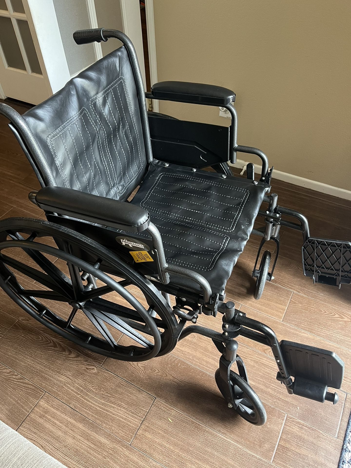 Wheelchair (Probasic)