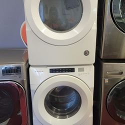 Amana Washer Machine And Whirlpool Gas Dry