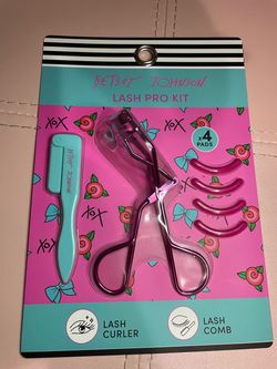 Betsey Johnson Curler set
