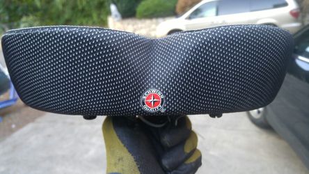 $10 Schwinn large Noseless bike seat.