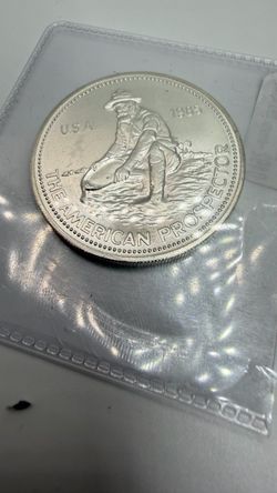1985 American Prospector Silver Round