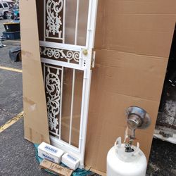 New Storm Door 36"x 84"