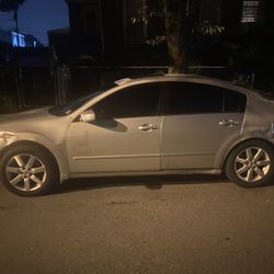 2005 Nissan Maxima