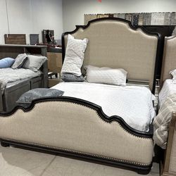 Queen Bed