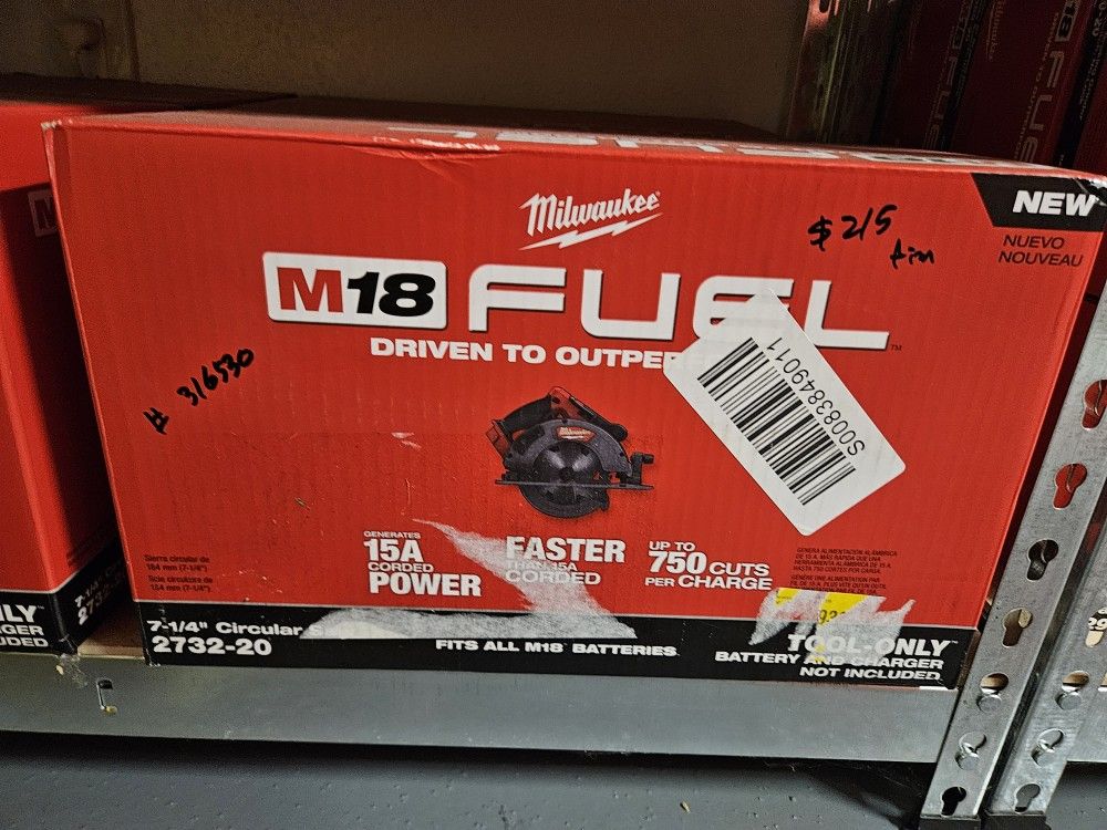 MilwaukeeM18 FUEL 18V Lithium Ion Brushless Cordless 7 1/4 in. Circular Saw (Tool Only) Home & Garden