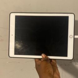 iPad 6th Generation 