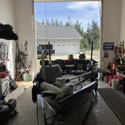 17’ Crestliner fishing Boat