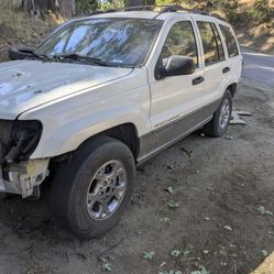 2000 Jeep Grand Cherokee Parts