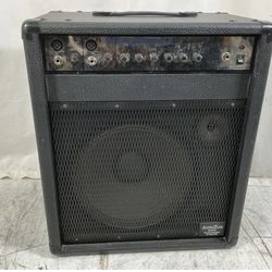 Bass amp AXL B60