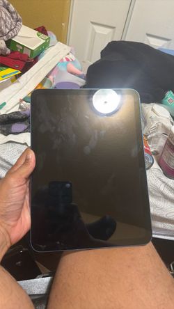 Apple iPad 11   Blue