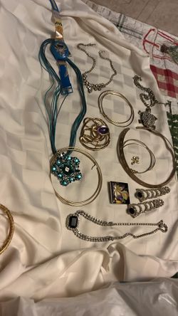 25 pices  for only $10
