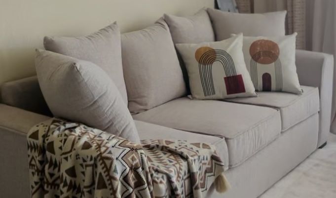 Moving Sale – Beautiful Sofa Needs a New Home