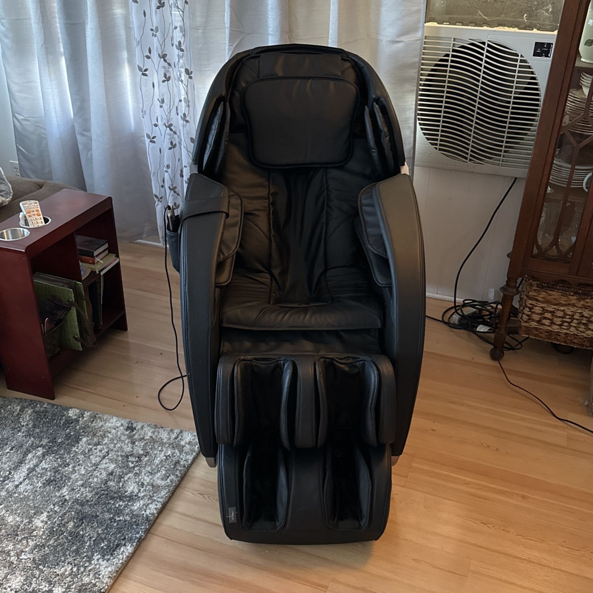 Insignia Massage Chair