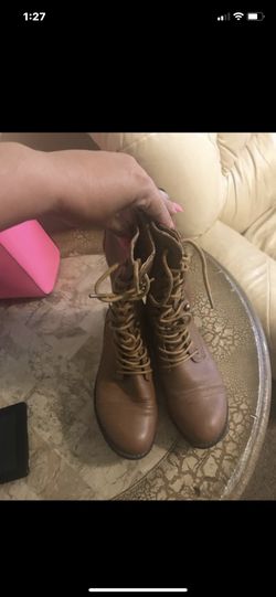 Combat boots