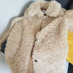 Zara Abrigo
