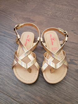 Huaraches de niña