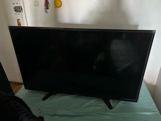 45 inch Toshiba 1080p tv.