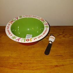 Cute New Christmas Serving Bowl With Santa Spreader 