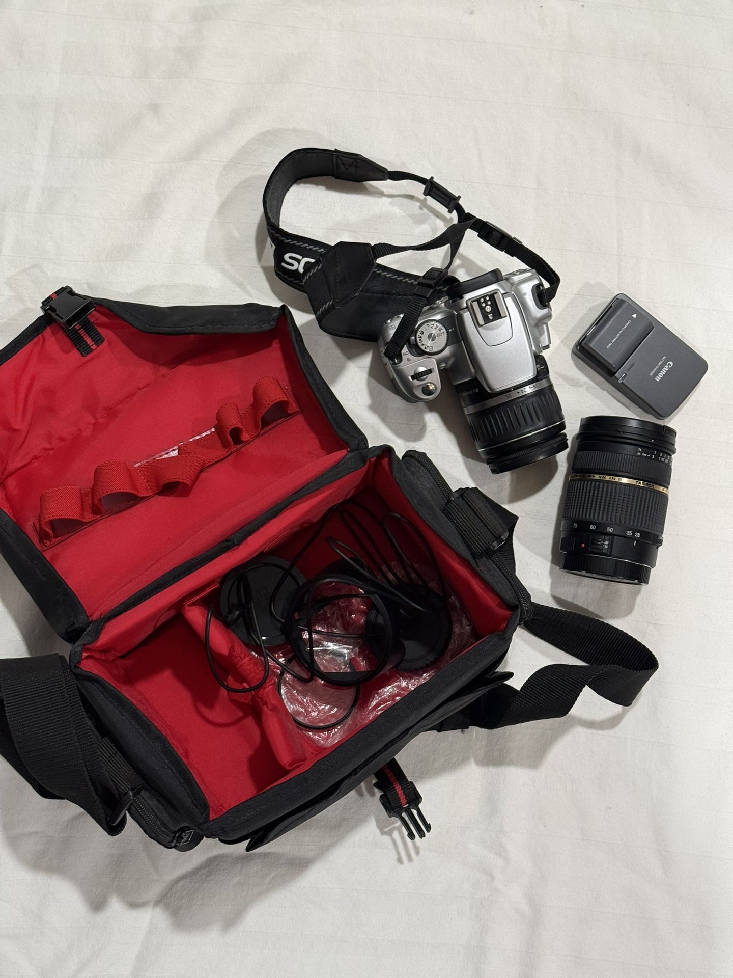 Canon Rebel XTi Body w/ 18–55mm kit lens