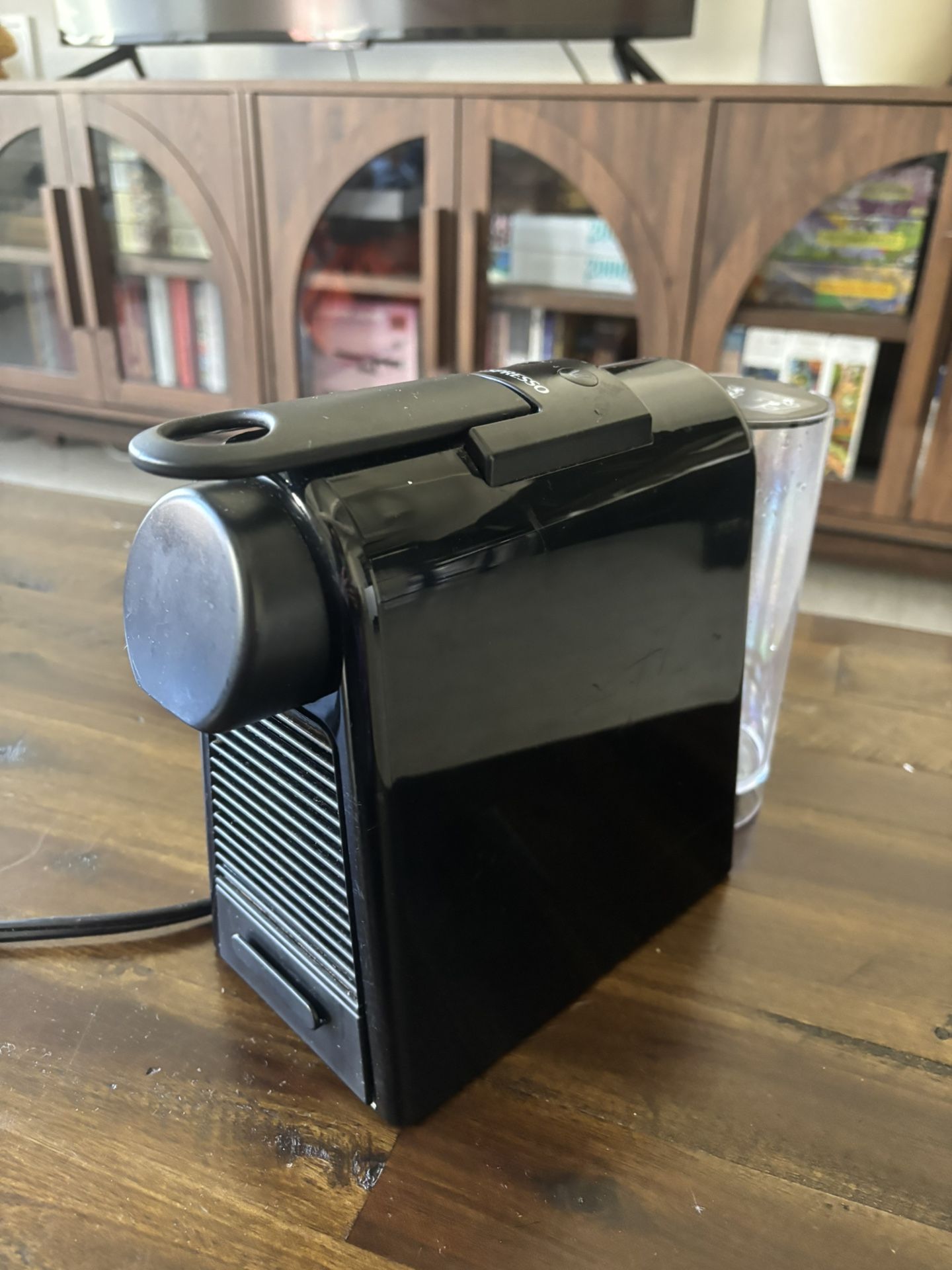 Nespresso Machine (small pods only)