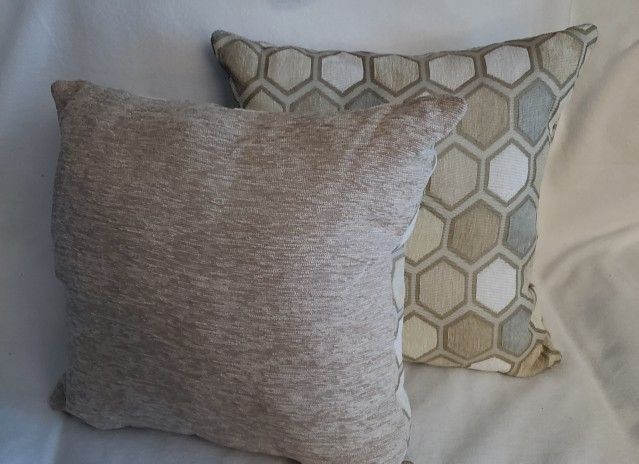 Throw Pillows
