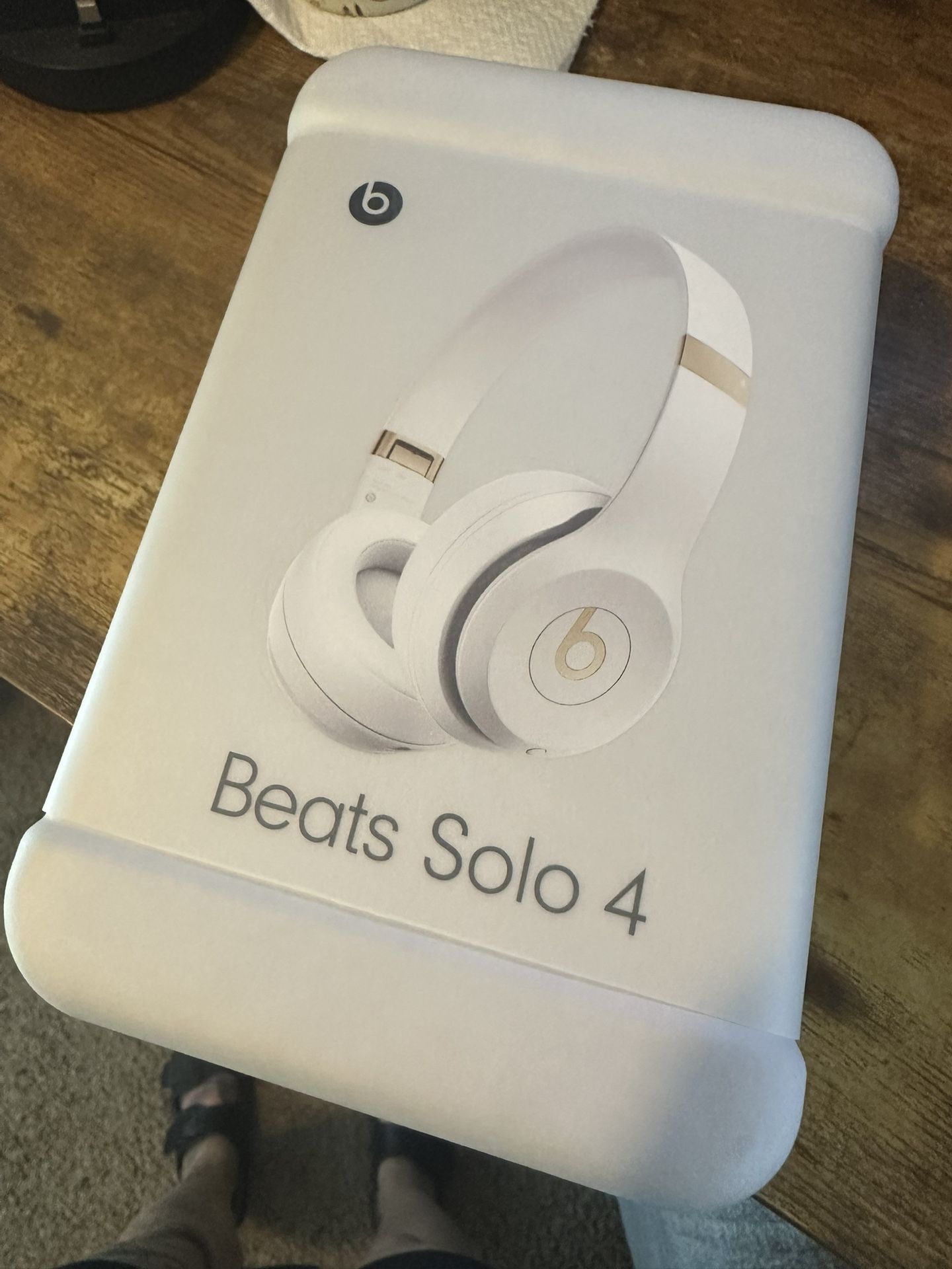 New Beats Solo 4