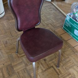 Gasser Chairs With Durable Leather Top