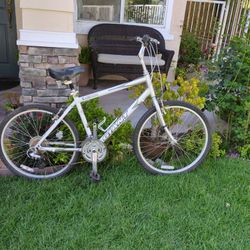 Giant Sedona Bike