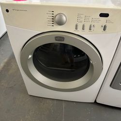 Fridaire Dryer