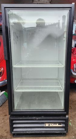 True Refrigerator Model:GDM10