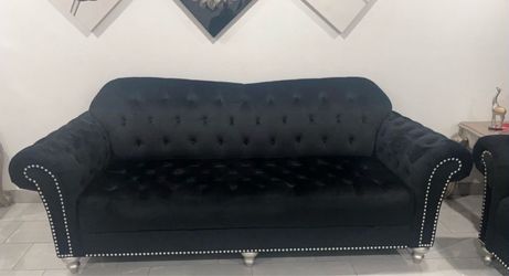 Black Velvet Chesterfield Tufted Sofa