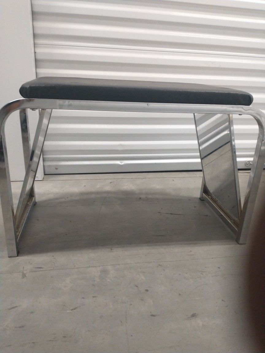 FixtureDisplays® Padded Shoe Fitting Bench with Mirror
