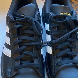 ADIDAS SHOES SIZE 8.5