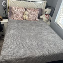 Full Size Ashley Bed Frame With Mattress. Perfect For your Daughters Room