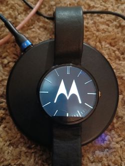 Motorola Moto 360 Smartwatch