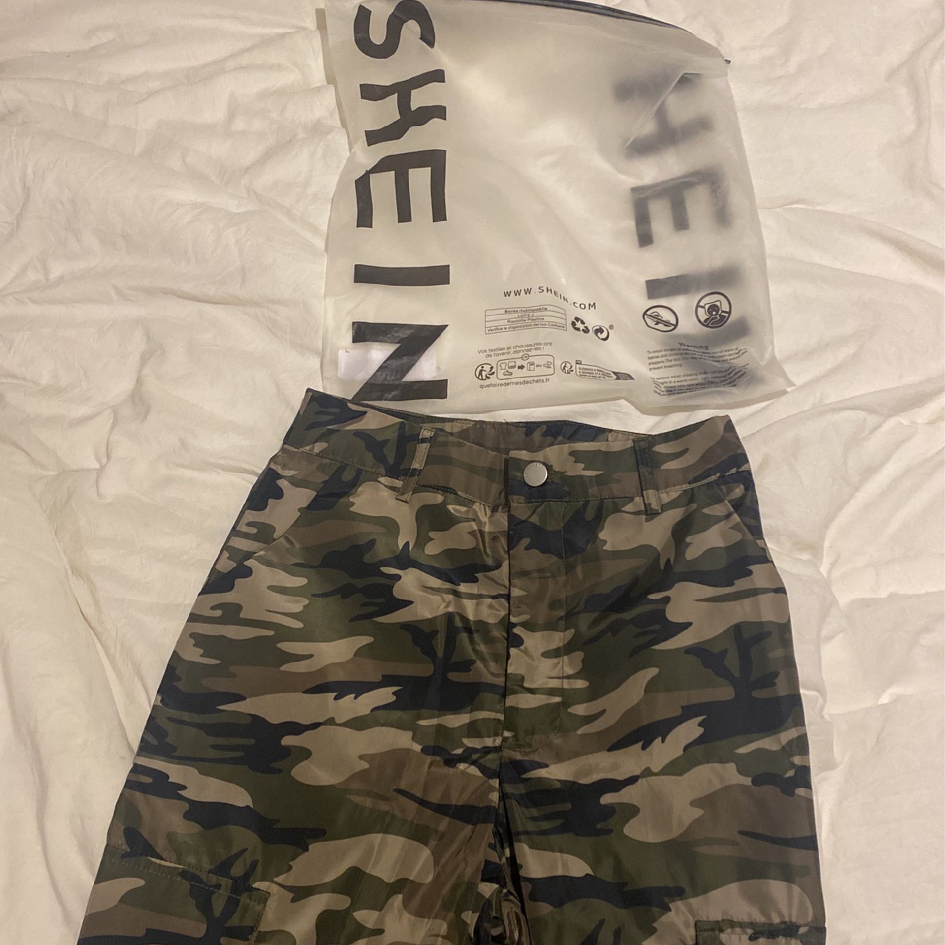 Camo Print Flap Pocket Cargo Pants From Shein 