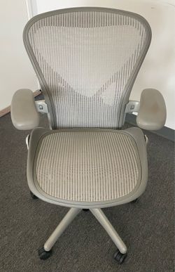 Rare Light Grey Herman Miller Aeron Classic Size B with Posture Fit.