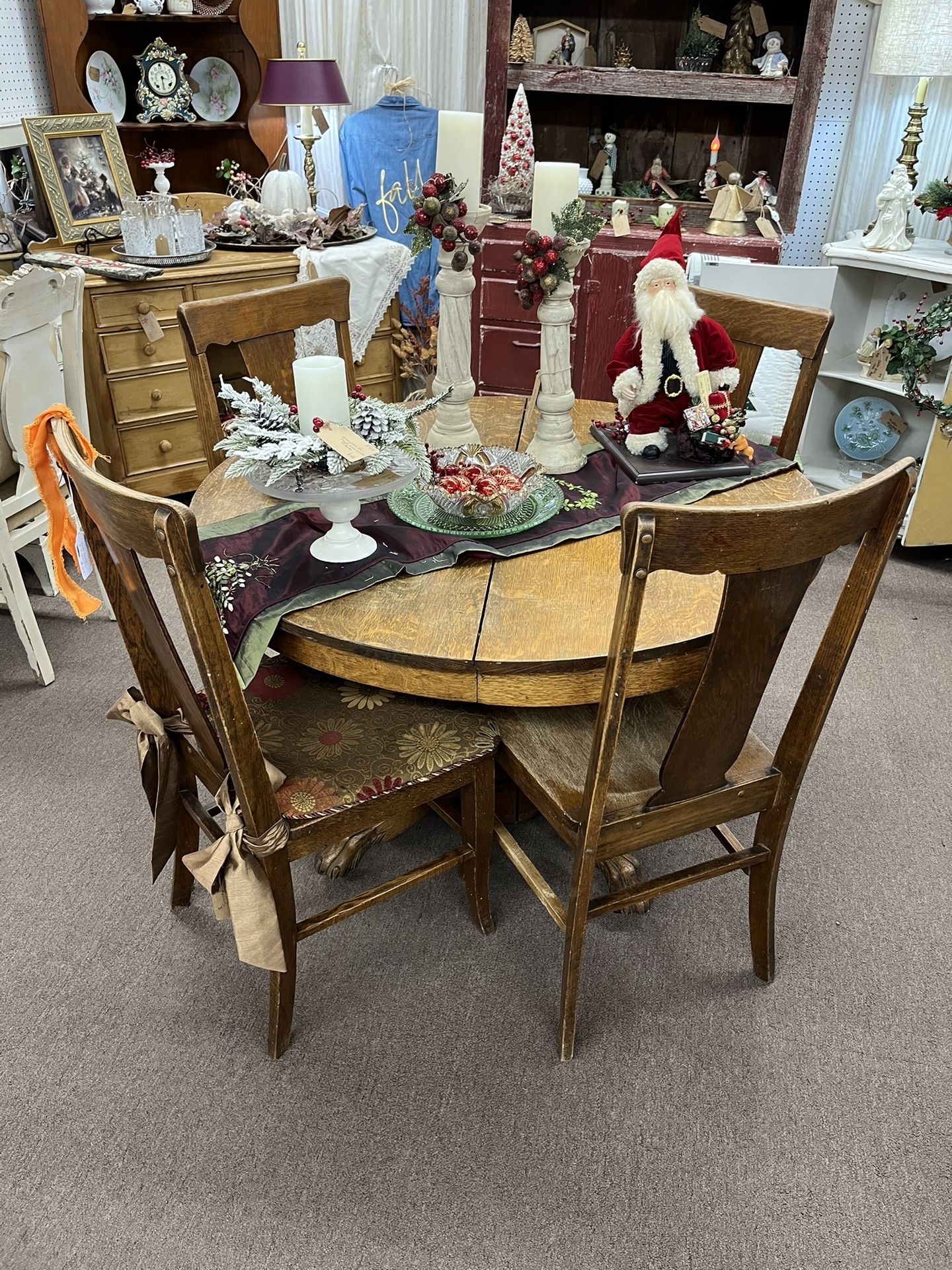 Vintage Oak Table & 4 Chairs