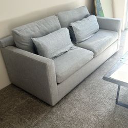 Like new Couch Loveseat grey 84” 