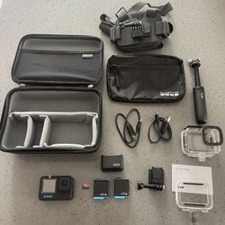 GoPro Hero10 Black Combo 