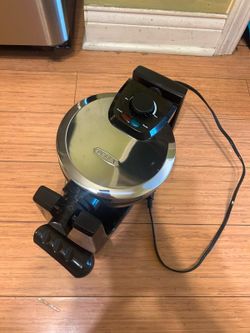 Bella Rotating Waffle Maker - $25
