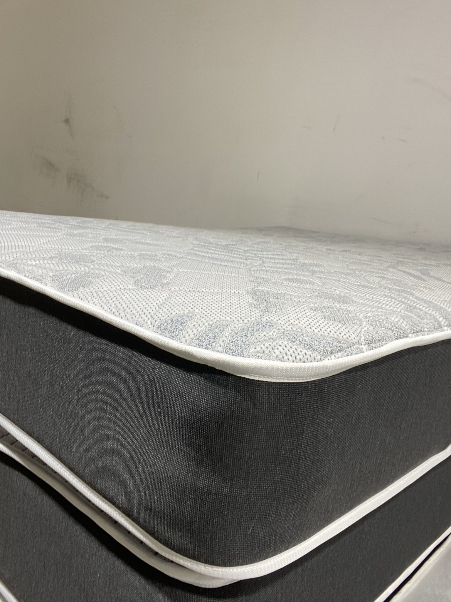 Twin Regular Set New In Plastic Free Delivery In Atlanta