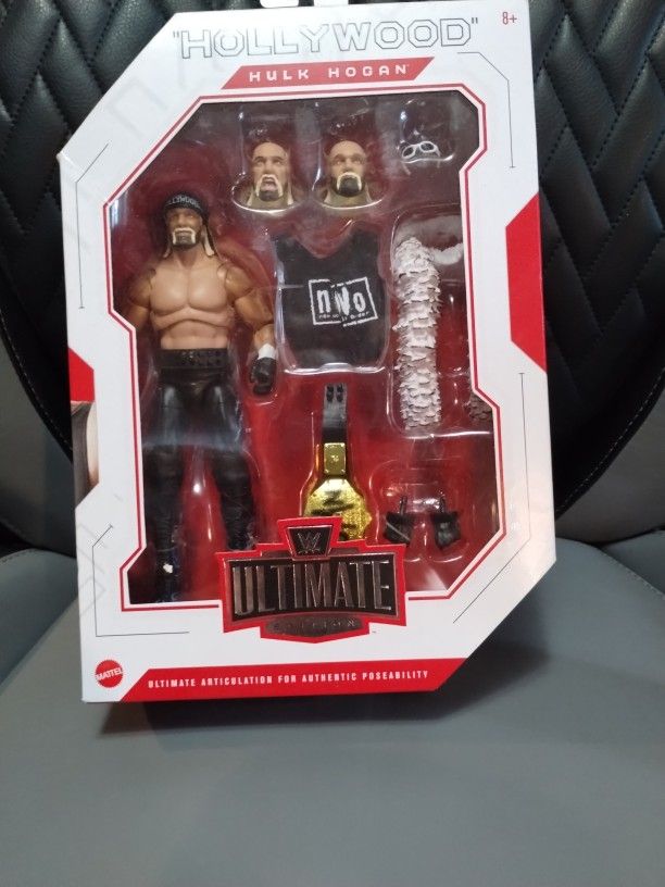 Hollywood Hulk Hogan Ultimate Figure