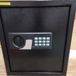 Brand NEW  Large FIRE & WATERPROOF SAFE FOR GUNNS & VALUABLES 3 Ways To Open BNIB 
