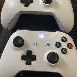 Xbox One Controllers