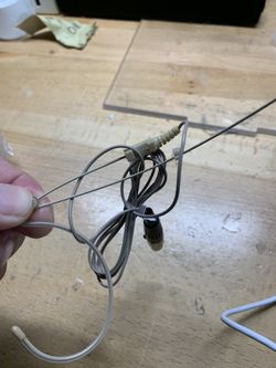 Skin headset microphone
