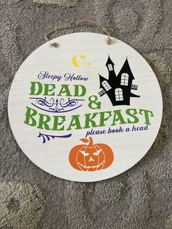 Halloween Wood and Chalkboard Sign 