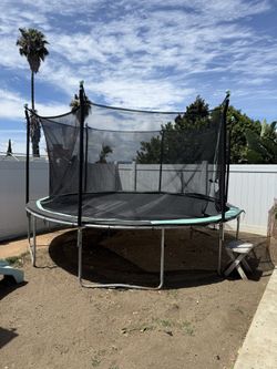 14ft trampoline