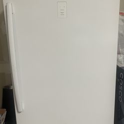 GE Upright Freezer