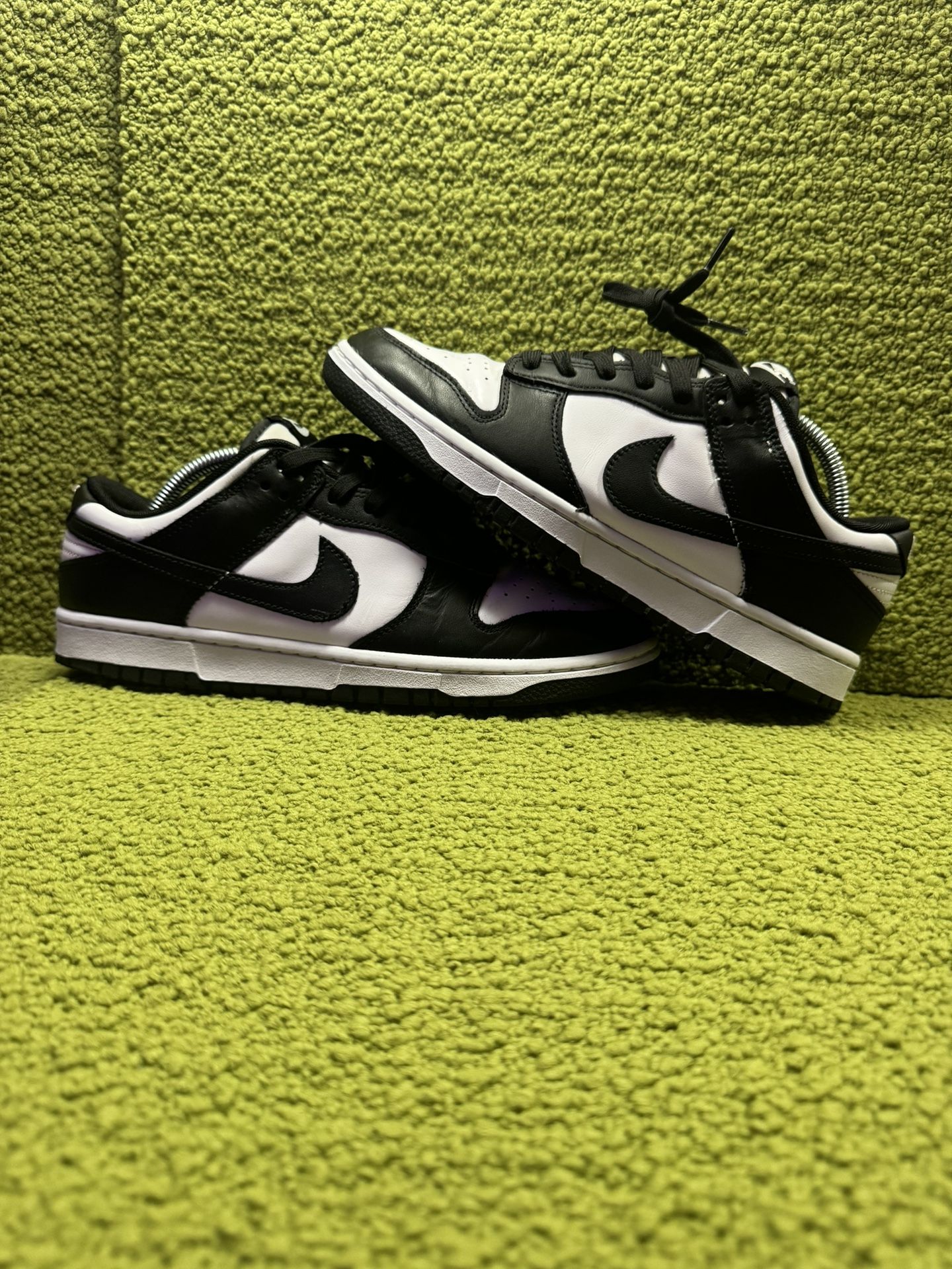 Nike Dunk Low Pandas